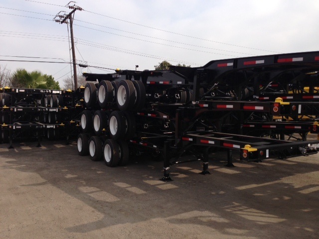 http://www.chassisking.com/images/products/regular/20-40-foot-tri-Axle-slider-chassis-stack-of-3x-20-40-foot-tri-axle-12-pin-slider-chassis.jpg